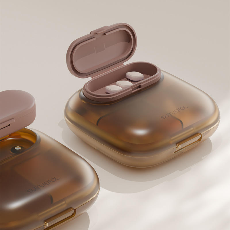 Small pillbox [brown]