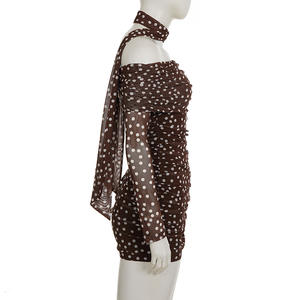 ชุดเดรสสั้นเปิดไหล่แขนยาวทรงสลิมฟิต - Product Image 5