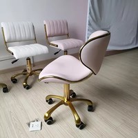 Vente en gros Chaise de salon de manucure beauté moderne pas cher rose qualité supérieure Pieds dorés Tabouret de pédicure à vendre