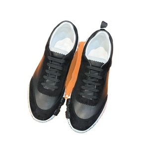 Nuevas llegadas de zapatillas de running para mujer y hombre, marca de lujo, reflectantes, para skateboarding, ligeras, para caminar. - Product Image 6