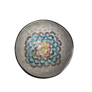 Bols de noix de coco en laque de Offre Spéciale Caractéristique écologique Mosaïque de laque fabriquée avec soin pour la vaisselle - Product Image 5