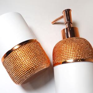 Durevole <span class=keywords><strong>Rosa</strong></span> Della Resina di Colore 5 Pezzi <span class=keywords><strong>Accessori</strong></span> per Il <span class=keywords><strong>Bagno</strong></span> <span class=keywords><strong>Set</strong></span> - Product Image 4