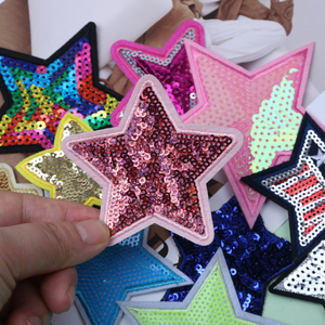 للبيع بالجملة رقعة قبعة مطرزة بنجمة لامعة ملونة مكواة بترتر على رقع نجمة بترتر للملابس والقبعات وحقائب الديكور - Product Image 2