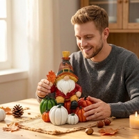 Fabrikpreis Langlebiger Wasserdichter Erntefest-Kürbis-Gnom Harz-Ornament für Schreibtisch Wohnzimmer Feiertagsdekoration