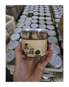 Precio barato de ajo negro 100% Bulbos de ajo negro entero para <span class=keywords><strong>comprar</strong></span> ajo negro saludable al instante - Product Image 4