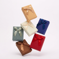 Boîte à bagues en papier YZ en gros, luxe, personnalisée avec logo, emballage de rangement pour bijoux en papier de qualité supérieure avec nœud en ruban