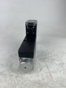 Control direccional proporcional hidráulico 4WRBAE 0811404153 4WRBAE6W18J-2X/G24N9K31/A1M - Product Image 3
