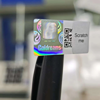 Autocollant adhésif personnalisé holographique avec numéro de série et code QR, à gratter, résistant à l'eau, anti-contrefaçon, carré, pour soins personnels