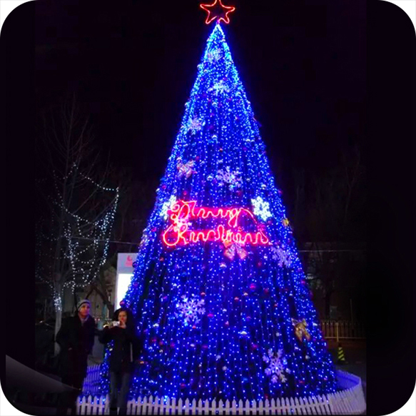 Custom Outdoor Artificial Giant Christmas Tree Commercial