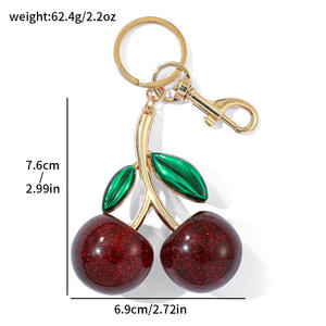 Porte-clés personnalisé en alliage de zinc avec impression UV en cristal 3D cerise - Porte-clés mousqueton tendance pour femmes et accessoires de sac - Product Image 5