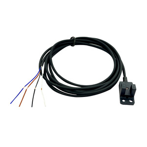 Capteur photoélectrique à fente optique et interrupteur de fin de course série GCM674, conception en forme de U - Product Image 1