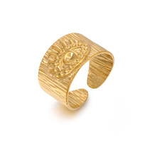 Neu im Jahr 18 Karat vergoldeter Edelstahl Vintage Hammered Devil's Eye Breite Fingerringe Schmuck für Frauen