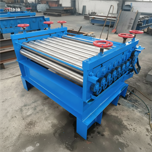 Équipement de feuille de fer forgé dessin trois feuilles motif d'ondulation gaufrage Machine nouvelle technologie prix de fabrication - Product Image 1