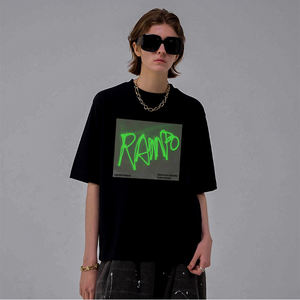 <span class=keywords><strong>T</strong></span>-Shirt Pesante da 260 g/m² Che Si Illumina al Buio con Design a Lavagna Fluorescente, Maglietta Luminosa Fai da Te per Bambini e Adulti - Product Image 4