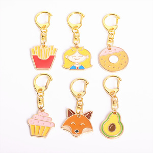 Fabricants OEM Porte-clés personnalisé Pendentif tendance personnalisé Pendentif porte-clés de <span class=keywords><strong>taxi</strong></span> de <span class=keywords><strong>New</strong></span> <span class=keywords><strong>York</strong></span> Porte-clés en métal émaillé souple - Product Image 4