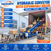 Convoyeur à bande inclinée hydraulique mobile antidérapant en PVC pour le chargement de cartons, avec extrémité à rouleaux extensible pour camions et entrepôts