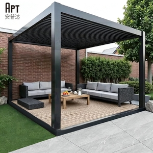 Pergola bioclimatique motorisée en aluminium avec toit à lames orientables et rétractables, étanche, résistante au vent, avec drainage intégré pour villa - Product Image 1