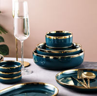Vaisselle de table ronde verte brillante en céramique, ensembles de vaisselle de luxe de noël royal avec bordure dorée, vente en gros