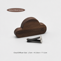 Désodorisant voiture magnétique en bois de noyer en forme de nuage, diffuseur d'huiles essentielles avec clip d'aération