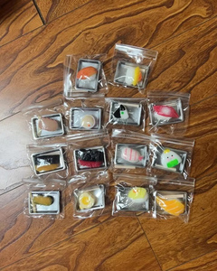 Juguete Antiestrés Realista de Sushi, Juguete Sensorial de Sushi de Salmón y Camarones, Llavero de Silicona Suave para Niños y Adultos - Product Image 4