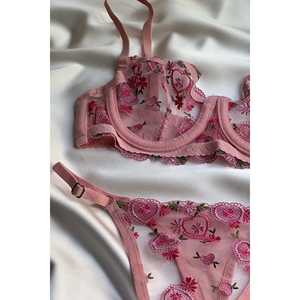 Ensemble soutien-gorge et culotte rose poudré à motifs floraux, lingerie féminine - Product Image 1