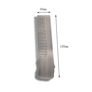 Peigne en métal de haute qualité, design spécial, logo débossé, fourni directement par l'usine - Product Image 5