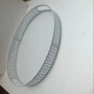 Bandeja de Servicio de Metal Blanca con Asas de Metal, Bandeja de Metal Hecha a Mano para Cocina, Comedor, Decoración de Hotel - Product Image 1