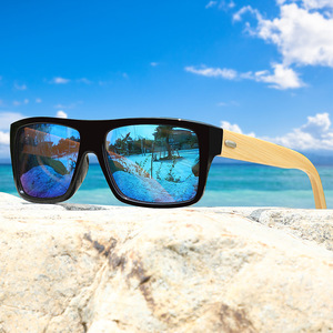 แว่นกันแดดทรงเหลี่ยมสำหรับผู้ชาย รุ่น Conchen กรอบพลาสติกสีดำ ขาแว่นไม้ไผ่ ป้องกันรังสียูวี 400 เหมาะสำหรับการเดินทางและขับรถ - Product Image 4