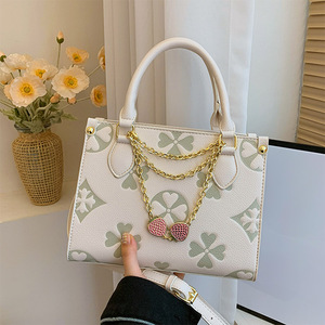 Venta al por Mayor Directa de Fábrica, Bolsos de Mujer con Cadena, Bolso de Hombro Cuadrado para Mujer, Bolsos Tote de Alta Calidad para Mujer - Product Image 6