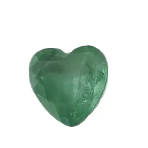YZ Venta caliente Joyería de moda Color verde Forma de corazón Piedra de fusión para la fabricación de joyas