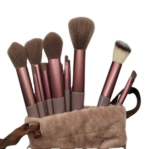 Juego de 13 brochas de maquillaje con bolsa de almacenamiento, herramienta de belleza profesional para polvos de sombra de ojos y rostro - Product Image 2