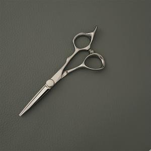 Ciseaux à cheveux Mi-5 de 5 pouces en acier inoxydable 440C, ciseaux de coiffure professionnels pour droitiers, usage beauté - Product Image 1