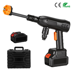 Nouvelle nettoyeuse haute pression portable d'entrée de gamme 21V 130W avec batterie au lithium 12000mAh 0.6MPa et cadre ABS pour le <span class=keywords><strong>lavage</strong></span> de voitures - Product Image 1