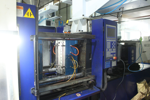 Usine de Shenzhen fabriquant des pièces pour chaises, poubelles, porte-gobelets, cuillères, ventilateurs, jouets, kayaks, moules en plastique par injection - Product Image 4