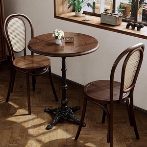 Juego de Mesa y Sillas para Cafetería y <span class=keywords><strong>Restaurante</strong></span>, Estilo Retro Americano y Francés, Madera Sólida, Personalizable, Uso Comercial para Panaderías - Product Image 1