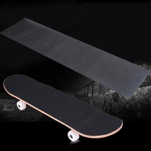 Vente en gros de feuilles d'adhésif antidérapant en PVC imperméable pour trottinettes et skateboards, noir, 9" x 33" - Product Image 3