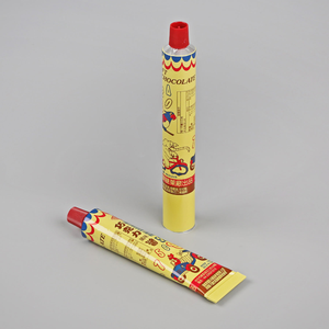 <span class=keywords><strong>Sauce</strong></span> aux tomates <span class=keywords><strong>Mutti</strong></span> en conserve / Emballage en tube d'aluminium pliable, 100% tomates italiennes - Product Image 3