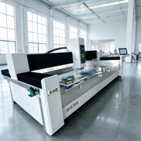 Centre de commande numérique CNC ATC pour verre 4x8ft 1325 3 axes avec changeur d'outils automatique pour découpe, rectification, polissage et perçage
