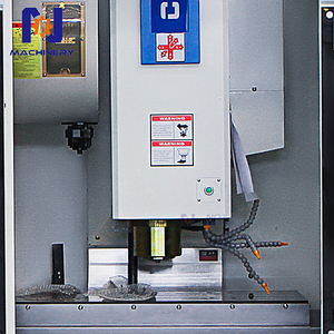 <span class=keywords><strong>Centre</strong></span> d'usinage vertical CNC VMC850 5 axes pour le traitement des métaux - Product Image 4