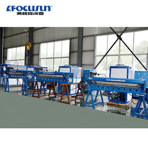 Machine de fabrication de neige à <span class=keywords><strong>prix</strong></span> d'usine Machine à glace intérieure Machine à chute de neige 2000 kilos - Product Image 3