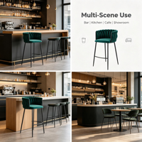 Chaise de bar au design moderne avec dossier en velours vert tissé, pieds et repose-pieds en métal noir pour bar à domicile ou café