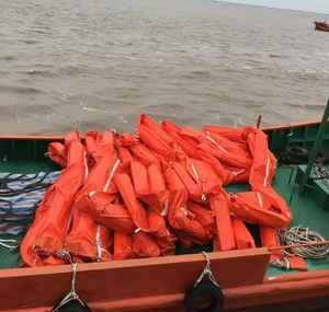 Shoreline ve Dock koruması için özelleştirilebilir turuncu PVC petrol sızıntısı çevreleme bomu deniz kirliliği bariyeri, ağır hizmet - Product Image 3