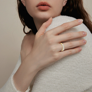 Anillo Unisex de Plata de Ley 925 con Diamante Natural Redondo de 6 Pétalos en Forma de Media Flor, Novedades en Venta Directa - Product Image 3