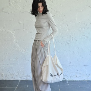 <strong>White</strong> Embroidery Logo Double <strong>Sided</strong> Reusable Cotton Tote <strong>Bag</strong> 40*25*12cm Custom Patterns Women <strong>Bag</strong> - Product Image 3