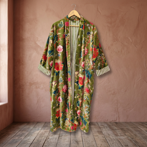 Robe longue en velours imprimé floral écologique pour femmes, manches longues, base verte, style kimono, veste d'hiver - Product Image 4