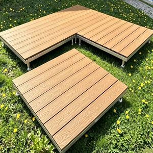 Plancher modulaire AluDeck en WPC avec <span class=keywords><strong>quille</strong></span> galvanisée et pieds <span class=keywords><strong>de</strong></span> support en acier inoxydable, antidérapant et facile à poser - Product Image 5