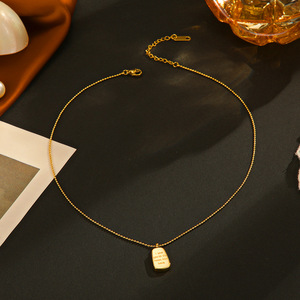 Collar con colgante de alienígena Simple de oro de 14 quilates Europeo Americano para <span class=keywords><strong>mujer</strong></span>, diseño de nicho INS, temperamento, Diamante inglés que combina con todo - Product Image 3