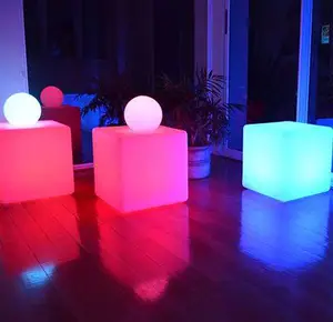 Hot Sale Fashion Decorative Glow Furniture Rechargeable RGB Color Changing Remote Control Led Cube Chair Stool Night Light