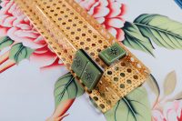 Xusheng Support de Mahjong en Acrylique Transparent de Luxe, 20 pouces, avec Poussoir Droit de 5 mm, en Rotin Tressé, Pliable, Portable et Durable