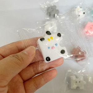 CHENXI Nuevo Diseño Llaveros Colgantes de Rompecabezas Juguetes de Descompresión Pinch Taba Juguetes Sensoriales Lindos para Apretar - Product Image 4